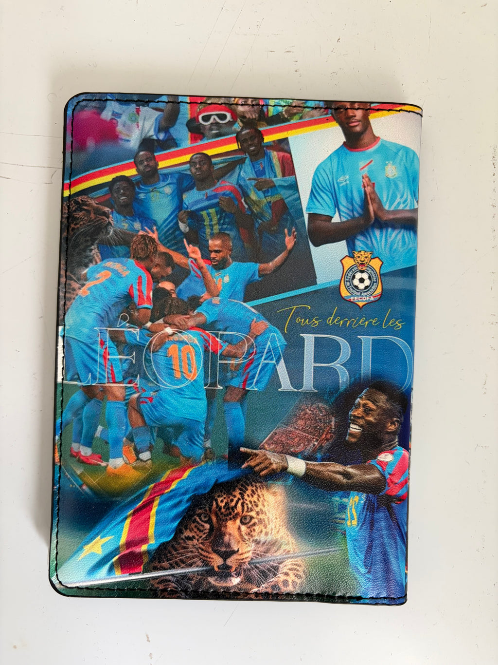 Etui passeport RDC  Mboka Elengi/ Tembe esili