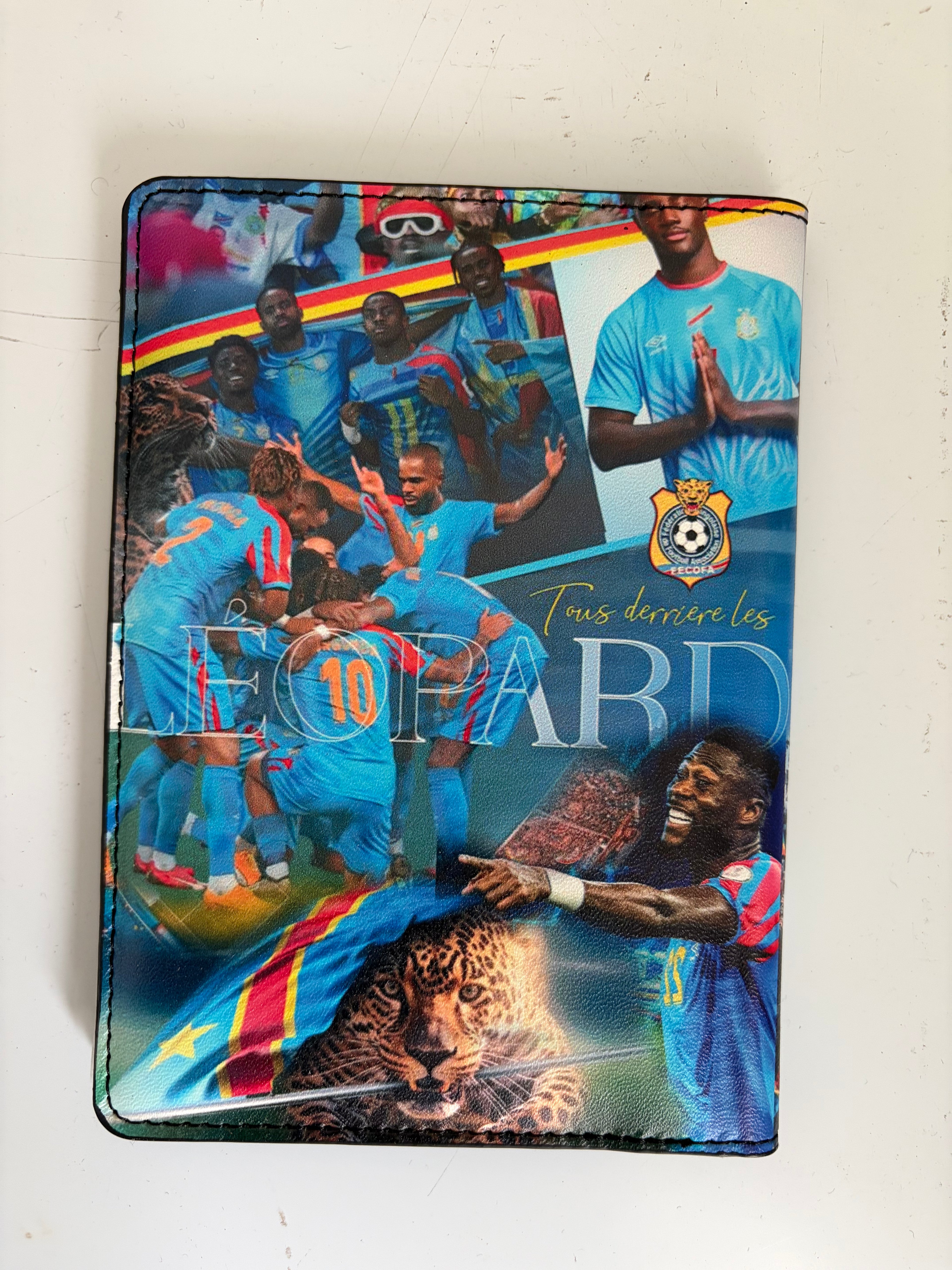 Etui passeport RDC  Mboka Elengi/ Tembe esili